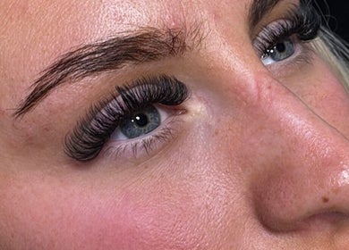 Close-up of expertly done lashes at ES Lash and Beauty, Kidderminster, England, GB, showcasing artistry and detail.