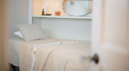 Reiki Sound Therapy with Olivia Howitt