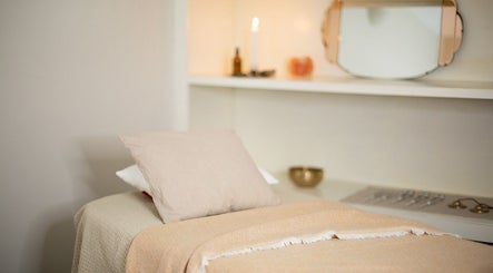 Reiki Sound Therapy with Olivia Howitt Bild 2