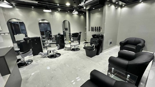 Vrex Gents Salon