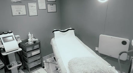 Aura Beauty Clinic
