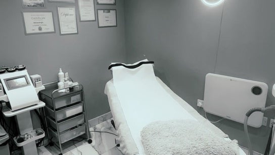 Aura Beauty Clinic
