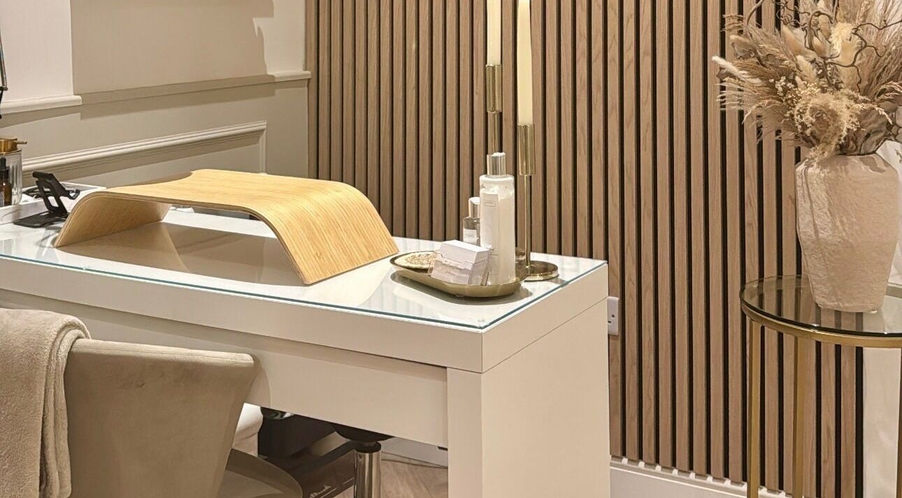 Elegant nail station at Sunday Studio in Horbury, Wakefield, England, GB with modern decor and natural accents.