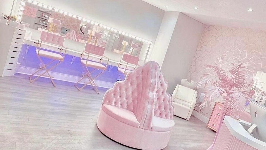 Halo Beauty Studio image 1