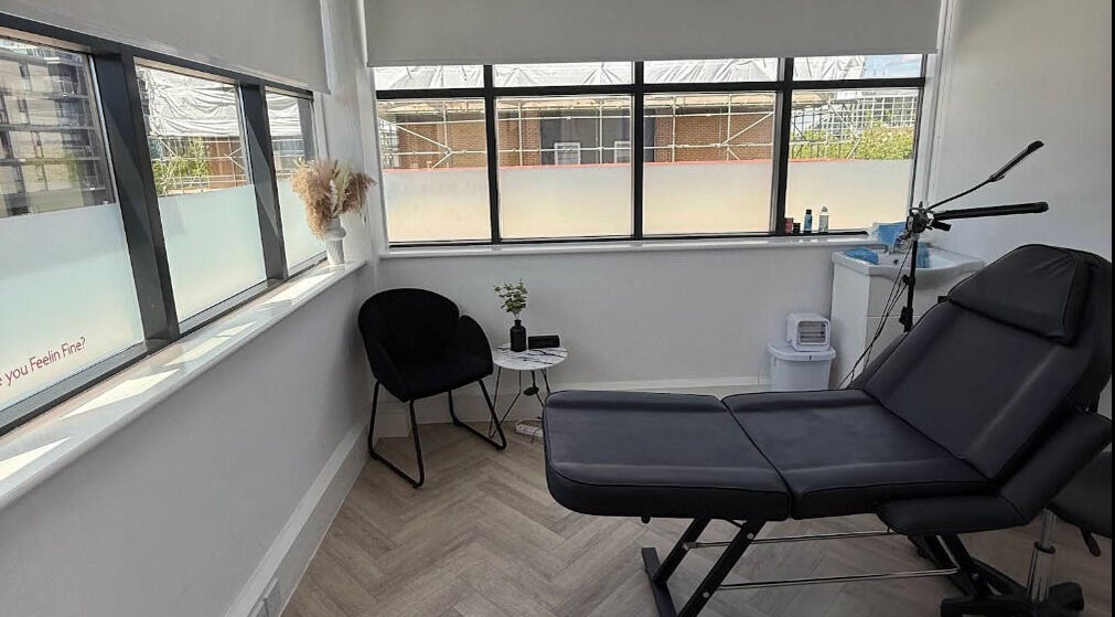 Serene treatment room at Feelin Fine UK, Milton Keynes, England, GB with a comfortable reclining chair.
