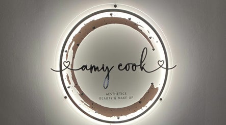 Amy Cook - Aesthetics, Beauty & Make-up
