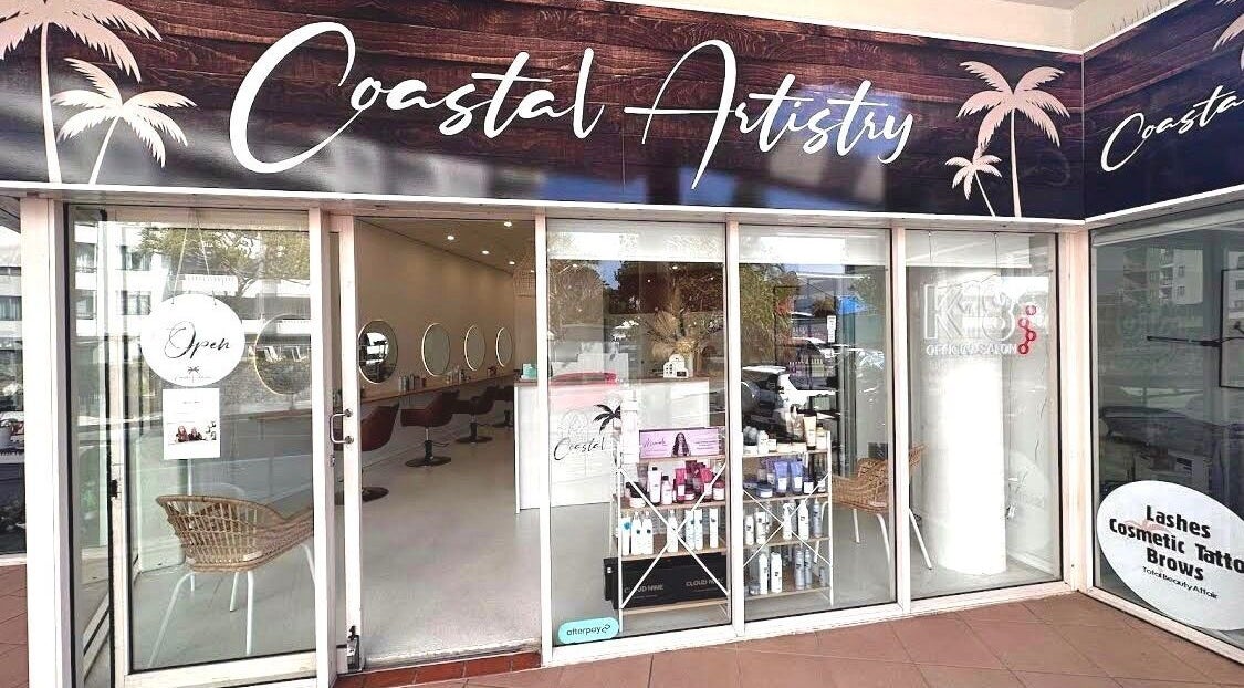 Front view of La Petite Ann Nail in Mooloolaba, Queensland, AU with chic, coastal-themed decor.