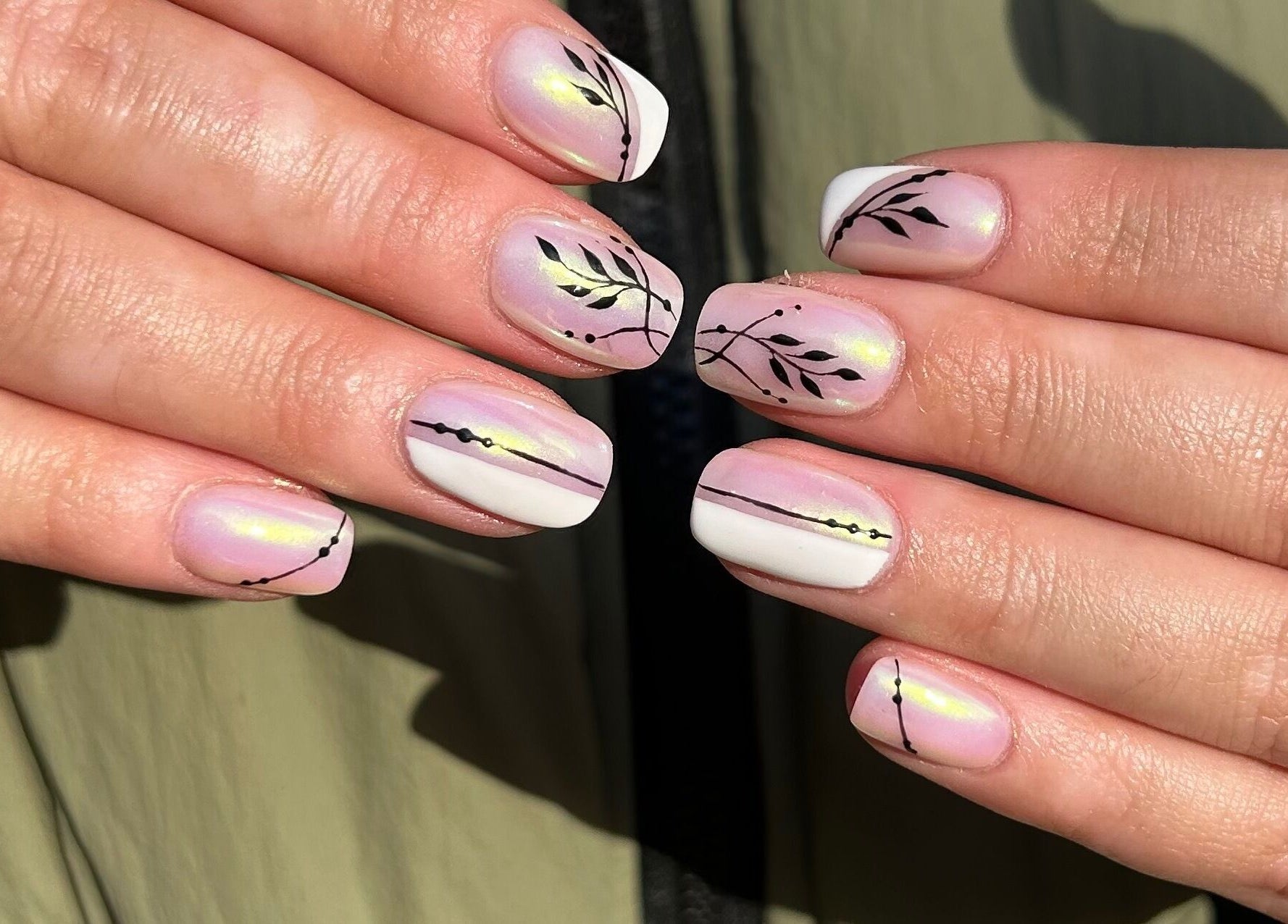 Intricate nail art with floral design at Blooming Nails, Tzaneen, Limpopo, ZA, showcasing expert craftsmanship.