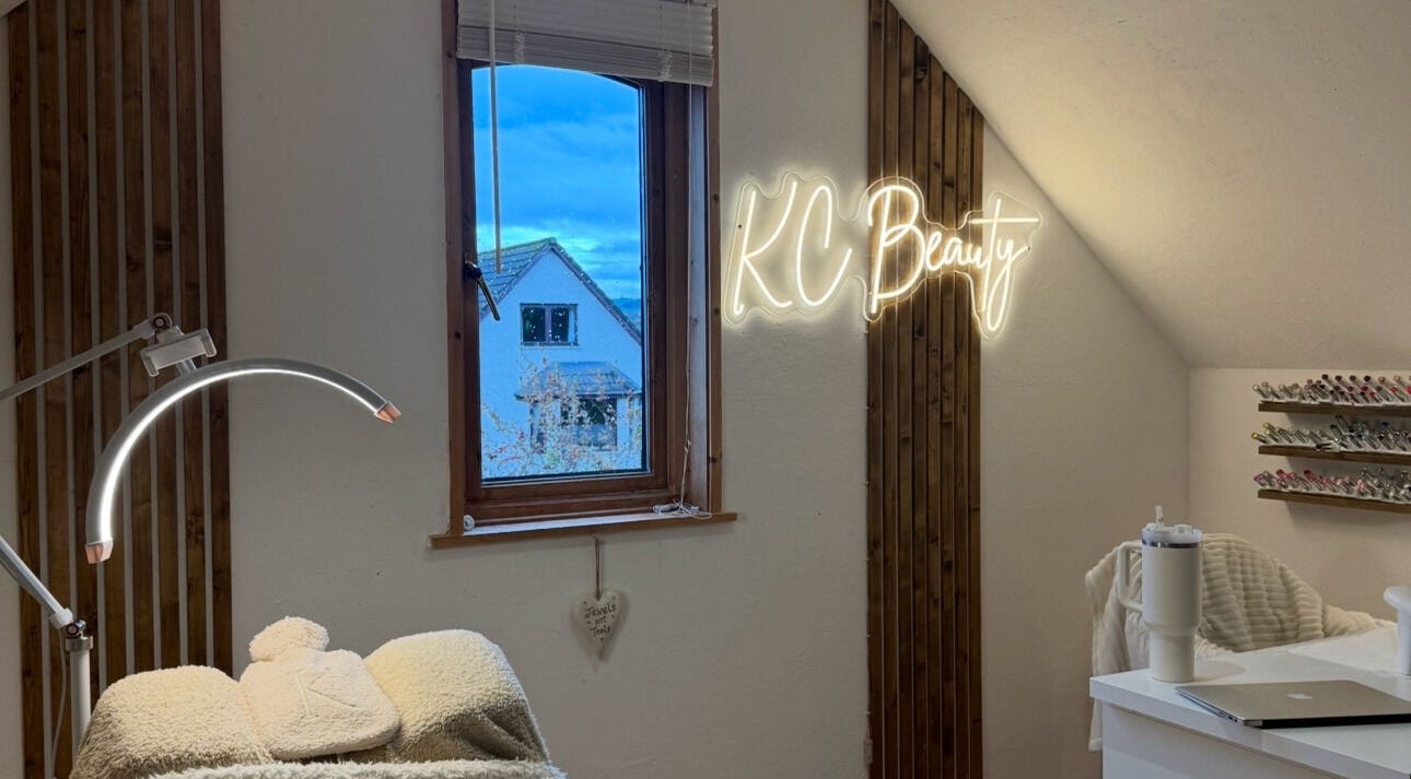 K.C Beauty treatment room with elegant lighting, Culloden Moor, Scotland, GB.