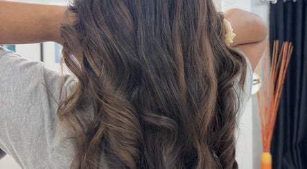 Lustrous wavy hairstyle at Hair by Chey, Port of Spain, Port of Spain Corporation, TT.