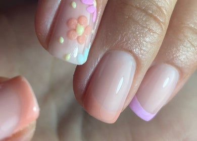 Elegant nail art with floral design at Nails by Giulia, London, England, GB.