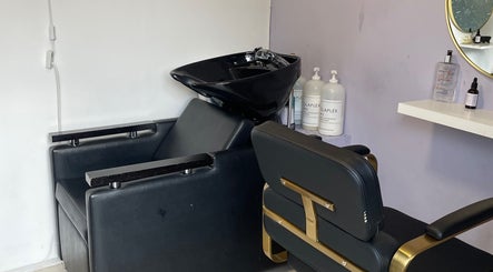 Laries Hair Ltd