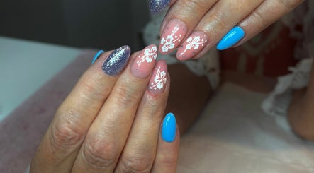 Immagine 3, Nails by Mair