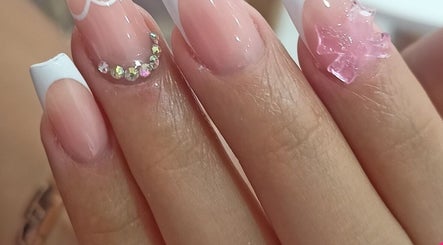 Uñas decoradas artísticamente en Vinnhaz NAILS spa, Coacalco De Berriozabal, Estado De México, MX.