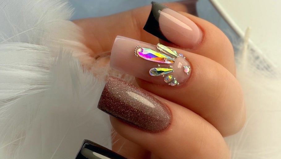 Natty Nails and Beauty billede 1