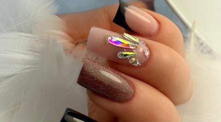 Natty Nails and Beauty