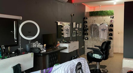 Celebrity Barber shop