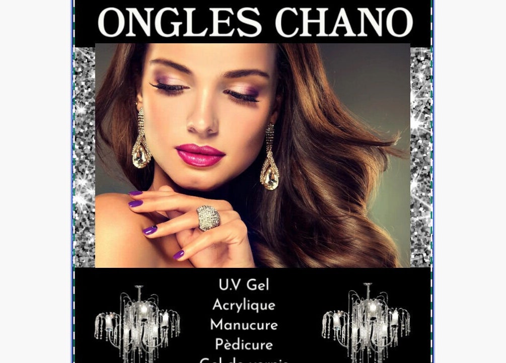 Elegant woman at Ongles Chano, Montréal, Québec, CA showcasing stunning jewelry and manicure.