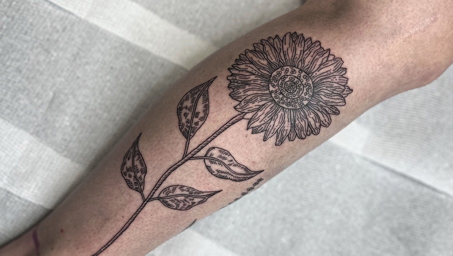 Sharni Tatts image 1