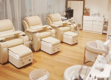 Relaxing spa chairs at FIT Beauty Brisbane in Brisbane City, Queensland, AU, perfect for pampering sessions.