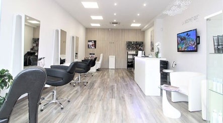 Modo Hair Salon