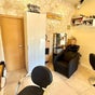 Modo Hair Salon - Carrer d'Orient 1, Local 7, Peguera, Illes Balears