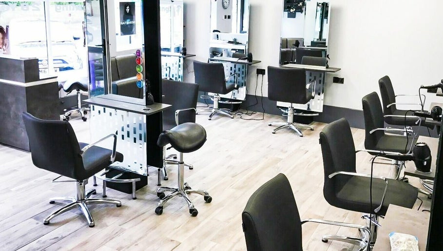 The Wel-don Hair Salon Ltd 1paveikslėlis