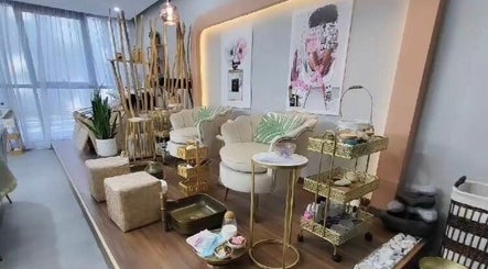 Vina Luxury Beauty Salon kép 3