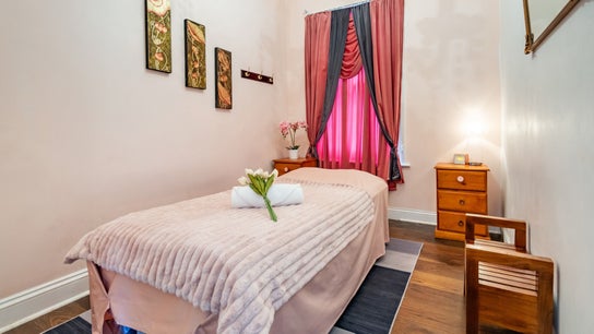 Golden Fingers Thai Massage - Kingsland