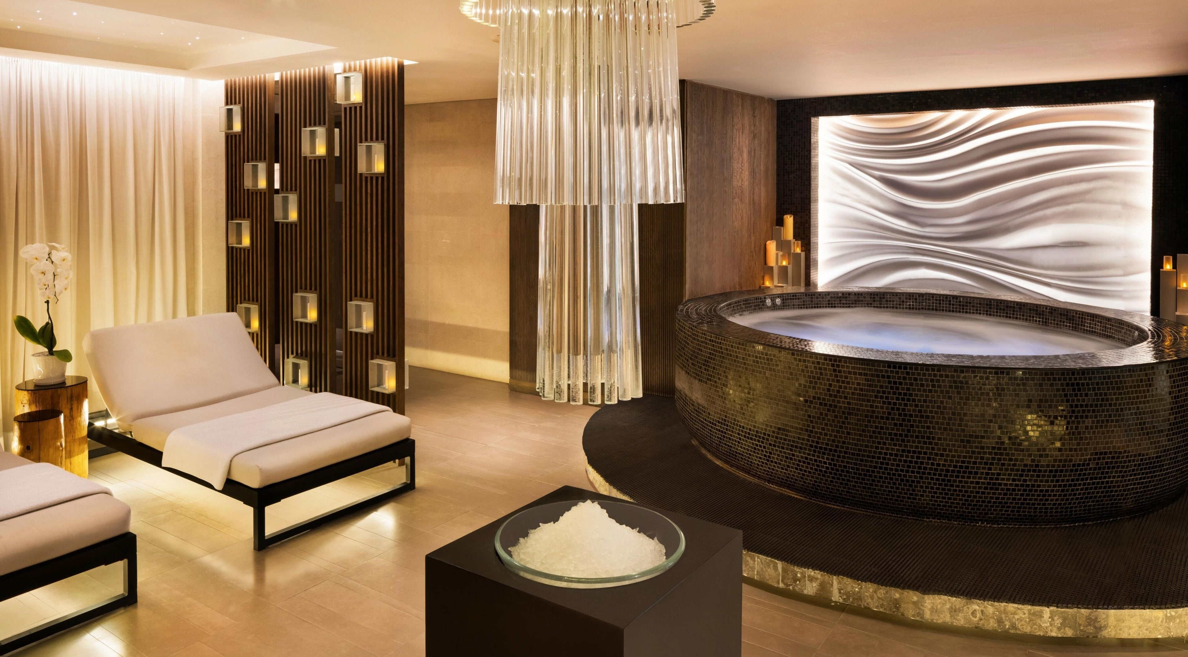 Luxurious spa lounge with jacuzzi at Soul Wellness and Spa, Dubai, Dubai, AE, offering tranquil relaxation.
