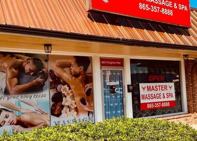 Exterior of Master Massage and Spa in Knoxville, Tennessee, US showcasing relaxing massage imagery.