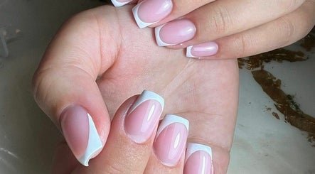 Classic Touch Nails