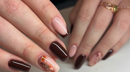 Classic Touch Nails изображение 2
