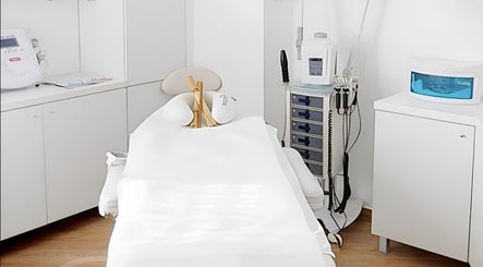 Cabinet elegant la Mads Beauty Salon, București, București, RO.