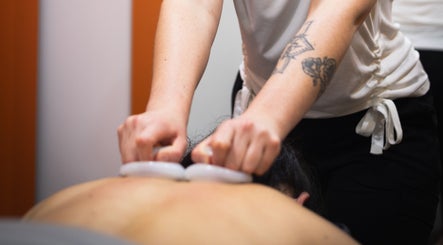 Εικόνα Elena Dawn Sports Massage Therapy & Training 2