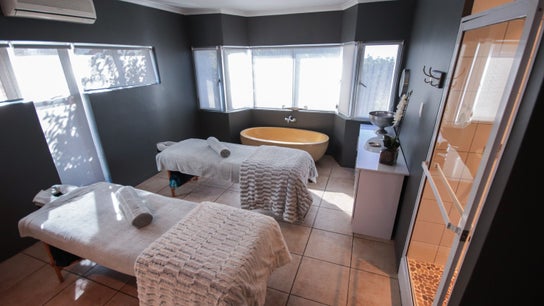 Aqua Spa  and Skin, 14 Dr BB Keet Street, Noorsekloof, J-Bay