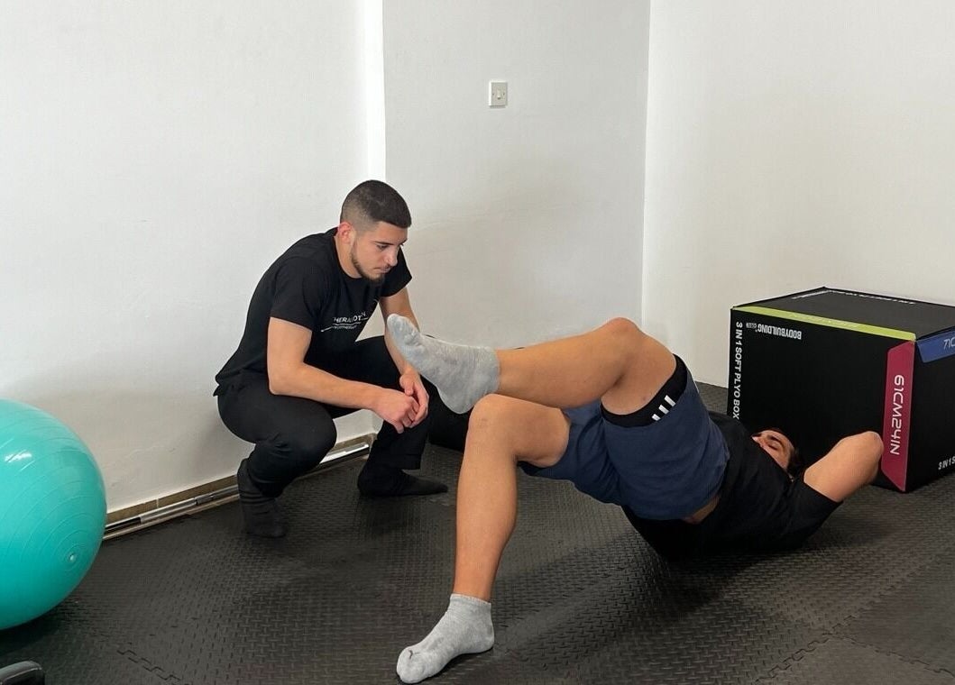 Professional physiotherapy session at Theramotion Physiotherapy in Λευκωσία, Λευκωσία, CY, enhancing mobility.