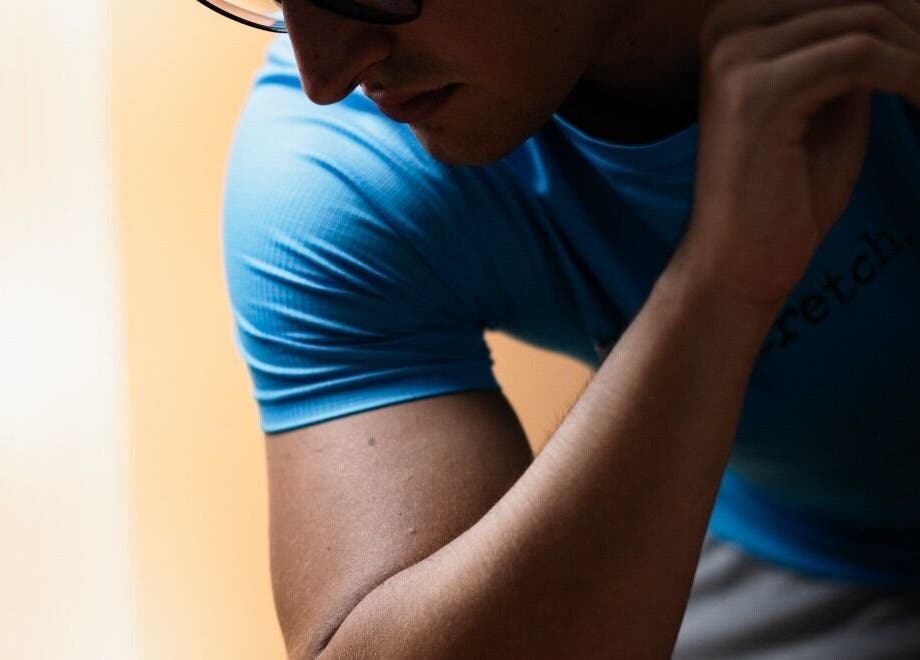 Person stretching arm at Stretch Centar Beograd, a wellness venue in Beograd, RS.