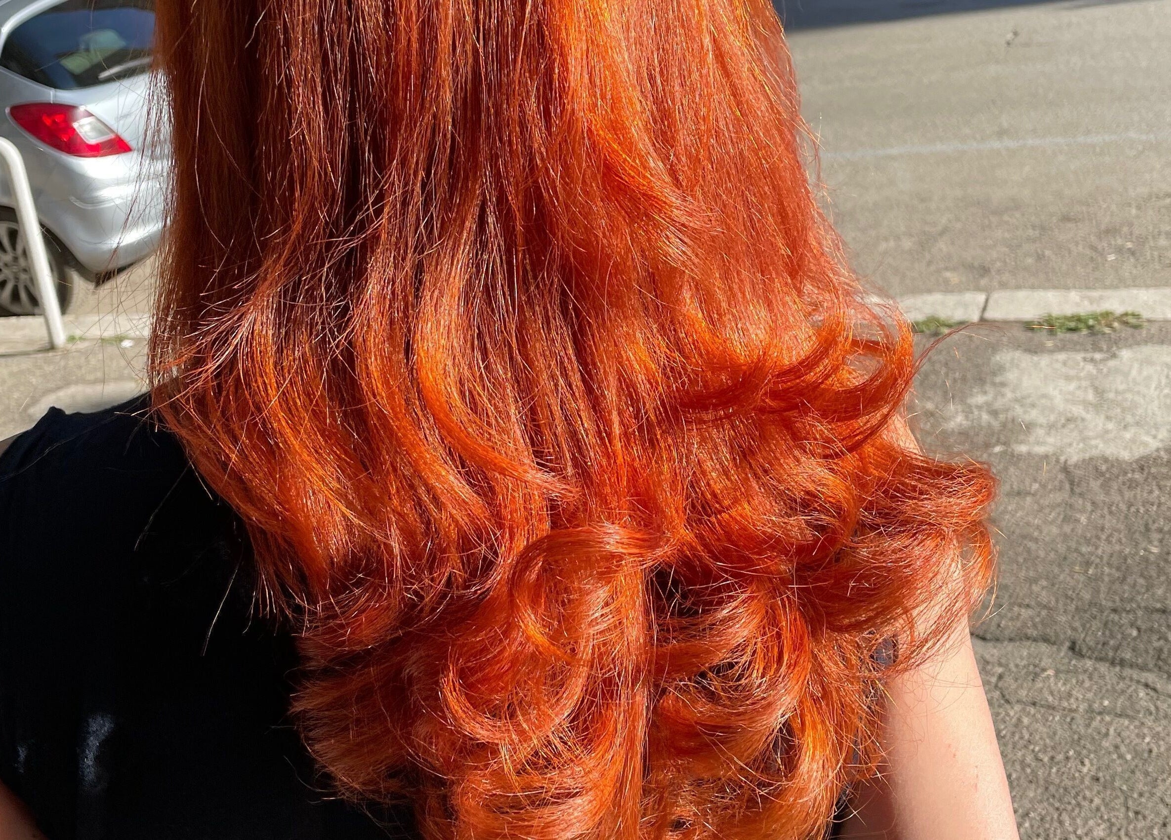 Capelli rossi luminosi a MC Carrisi Parrucchieri, Foggia, Puglia, IT.