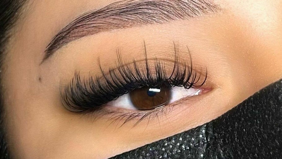 Brow Beauty LA image 1