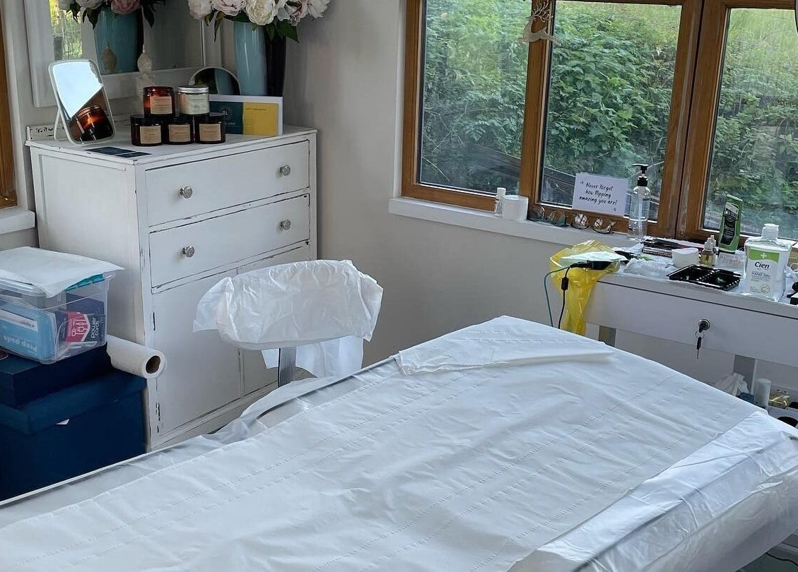 Calm beauty room at Rachael Loco Permanent Makeup, Dorchester, England, GB with serene natural views.