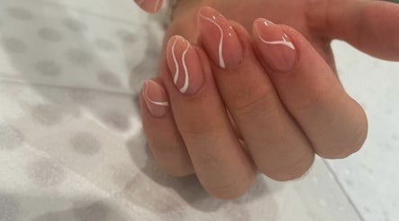 LC Nails and Beauty 3paveikslėlis