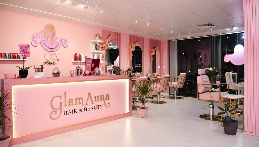 Glam Aura Hair and Beauty billede 1