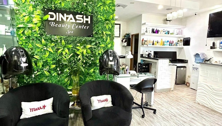 Dinash Beauty Center and Spa imagem 1