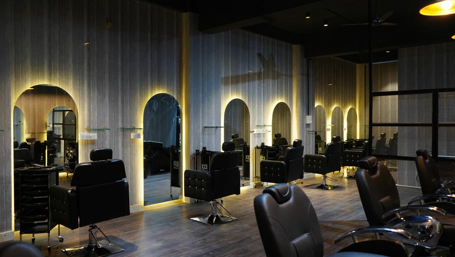 Arealyou Premium Salon image 1