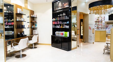 La Sirene Beauty Salon - 4 Season image 2