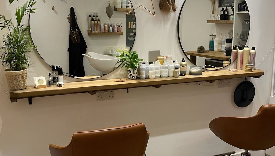 Fern Hair Studio зображення 1