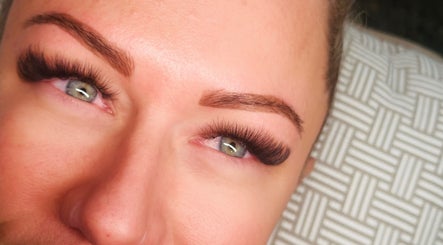 Image de Studio 31 Lashes & Brows 2