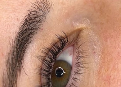 Close-up of expertly styled eyelashes at The A List Beauty Salon, Gqeberha, Eastern Cape, ZA.