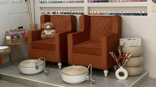 Luxurious Lash Salon Muweilah